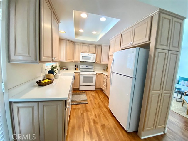 Detail Gallery Image 6 of 25 For 2170 via Puerta a,  Laguna Woods,  CA 92637 - 2 Beds | 2 Baths