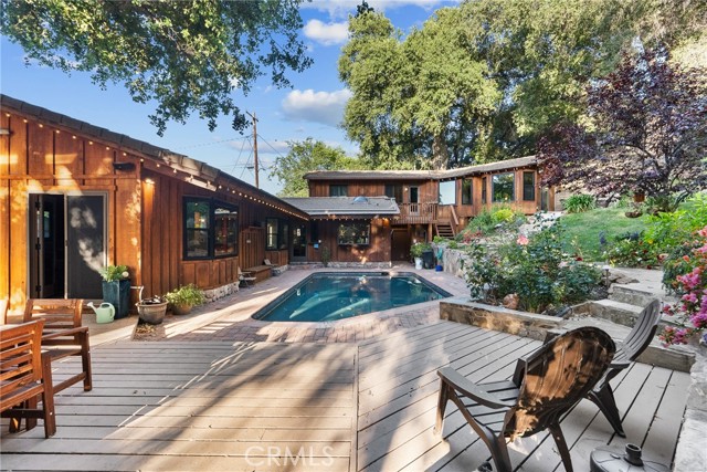 Detail Gallery Image 9 of 54 For 25009 Atwood Bld, Newhall,  CA 91321 - 3 Beds | 2/1 Baths