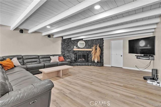 3711 Alhambra Street, Norco CA: https://media.crmls.org/medias/547bd7bb-78fe-4099-8eca-75cf61ac5ea2.jpg