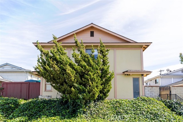 Detail Gallery Image 2 of 30 For 12422 Clearglen Ave, Whittier,  CA 90604 - 8 Beds | 8 Baths