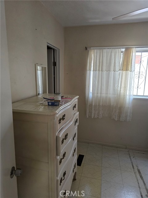 4391 Triggs Street, Los Angeles CA: https://media.crmls.org/medias/547c0581-1daa-4598-a64d-9ee812688b70.jpg