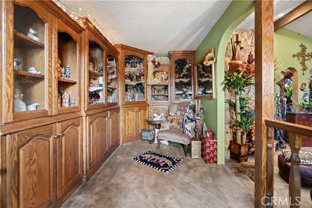 Detail Gallery Image 4 of 31 For 6016 E Texas, Bakersfield,  CA 93307 - 3 Beds | 2/1 Baths