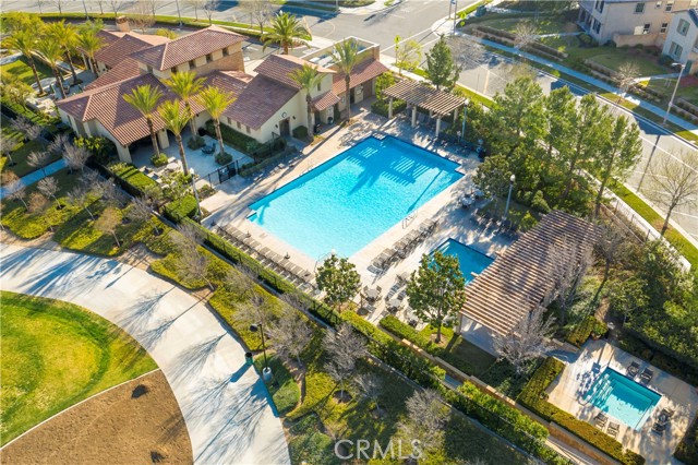 Detail Gallery Image 43 of 52 For 28648 Pietro Dr, Valencia,  CA 91354 - 3 Beds | 3 Baths
