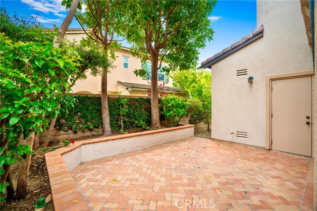 7 Honeydew, Irvine CA: https://media.crmls.org/medias/547d6c63-6021-4c87-9e31-454b92d49eae.jpg