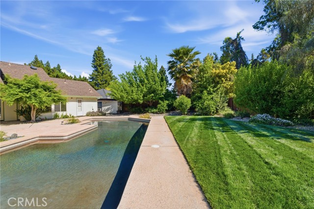 Detail Gallery Image 33 of 43 For 736 Leafcrest Drive, Chico,  CA 95926 - 5 Beds | 3 Baths