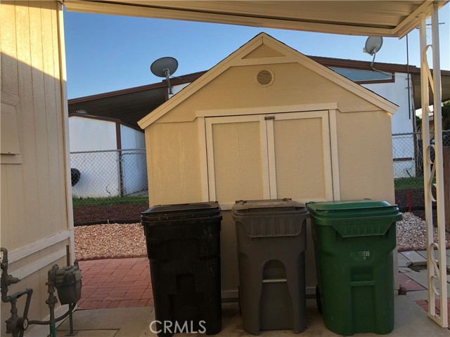 Detail Gallery Image 22 of 27 For 307 S Smith, Corona,  CA 92882 - 2 Beds | 2 Baths