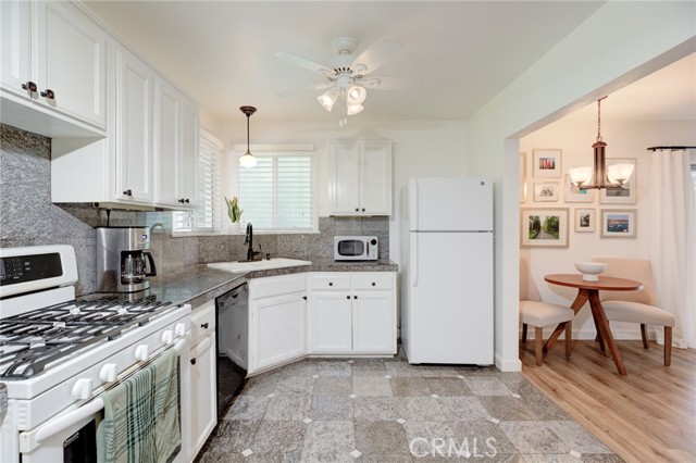 2003 Farrell Avenue, Redondo Beach, California 90278, 5 Bedrooms Bedrooms, ,3 BathroomsBathrooms,Residential,Sold,Farrell,SB22004385