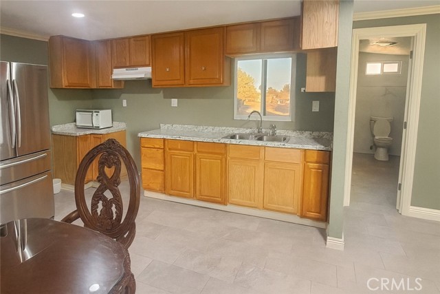 Detail Gallery Image 6 of 20 For 12255 Mesquite, Oak Hills,  CA 92344 - 2 Beds | 1 Baths