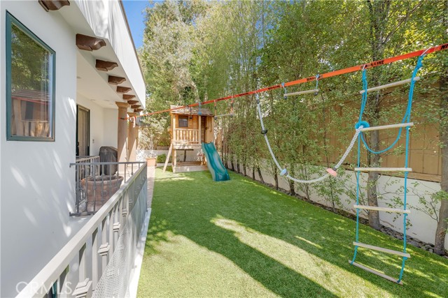 2504 Pine Avenue, Manhattan Beach, California 90266, 5 Bedrooms Bedrooms, ,4 BathroomsBathrooms,Residential,Sold,Pine,SB21208288