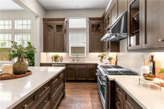 Detail Gallery Image 14 of 67 For 102 Derailer, Irvine,  CA 92618 - 4 Beds | 4/1 Baths