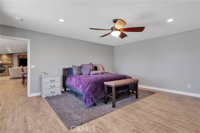 Detail Gallery Image 19 of 69 For 11844 Jenny St, Oak Hills,  CA 92344 - 4 Beds | 2/1 Baths