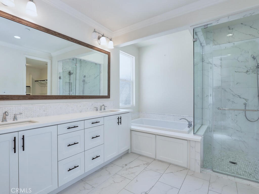 MLS #OC25225560 image #14