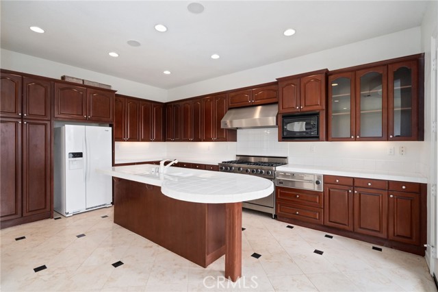 5972 Spinnaker Bay Drive, Long Beach CA: https://media.crmls.org/medias/5481b895-cf76-44bc-8db0-c37227ecec5b.jpg