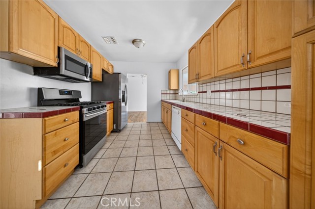 Detail Gallery Image 16 of 25 For 6444 Denny Ave, North Hollywood,  CA 91606 - 2 Beds | 1 Baths