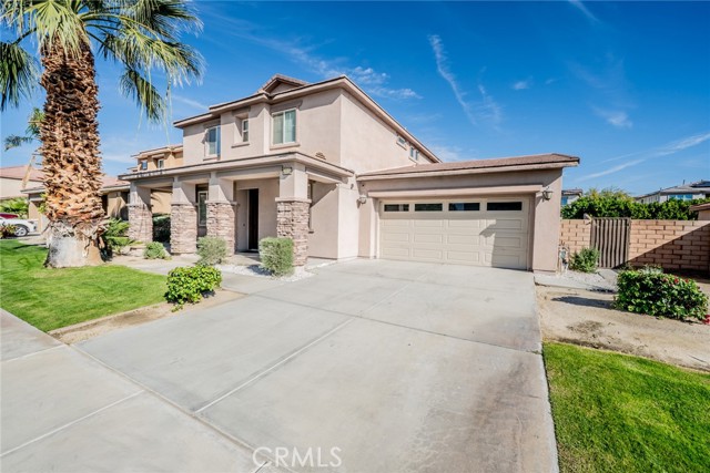 Detail Gallery Image 2 of 46 For 43118 Fiore, Indio,  CA 92203 - 5 Beds | 2/1 Baths