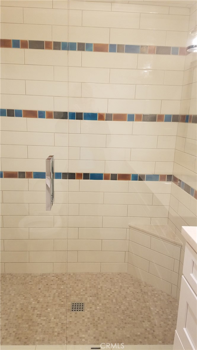 https://media.crmls.org/medias/5483a61e-82b1-43c1-8a80-6f90855c8e32.jpg?preset=X-Large