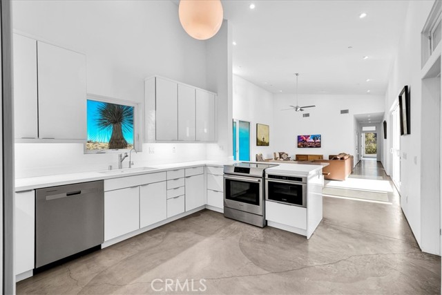 Detail Gallery Image 6 of 66 For 8825 Lilley Rd, Joshua Tree,  CA 92252 - 3 Beds | 2 Baths