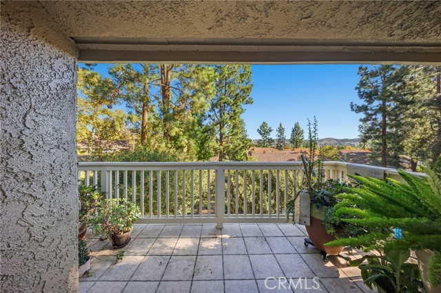 Detail Gallery Image 10 of 33 For 113 Conifer Circle, Oak Park,  CA 91377 - 3 Beds | 2/1 Baths