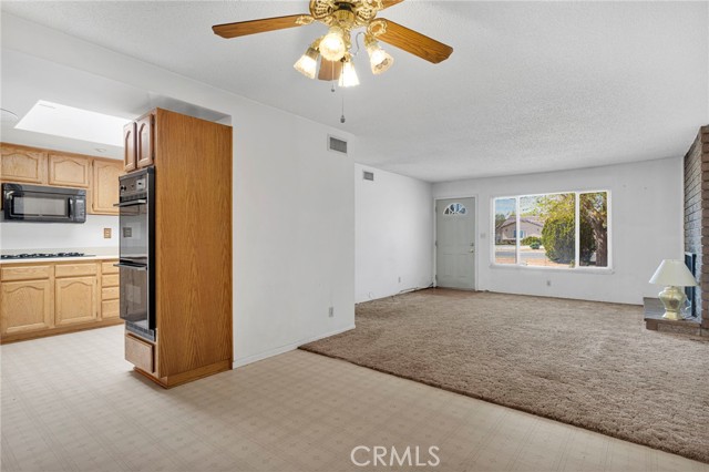 Detail Gallery Image 22 of 55 For 14775 Gayhead, Apple Valley,  CA 92307 - 3 Beds | 2 Baths