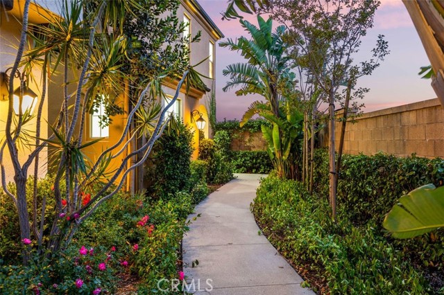 100 Soaring Eagle, Irvine CA: https://media.crmls.org/medias/54856a96-1f51-4e4e-8933-4f563447e370.jpg