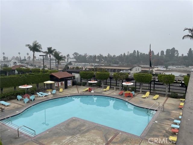 Detail Gallery Image 14 of 17 For 2601 E Victoria St #189,  Rancho Dominguez,  CA 90220 - 4 Beds | 2 Baths