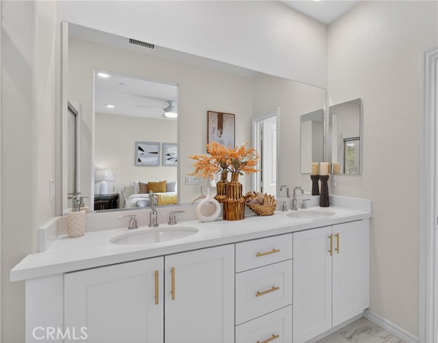 Image 9 of 19 For 2741 Inez