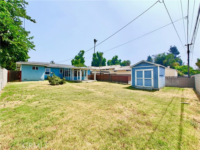 745 W E Street, Ontario CA: https://media.crmls.org/medias/548805d1-4c9b-4187-824a-d65cbd815f98.jpg
