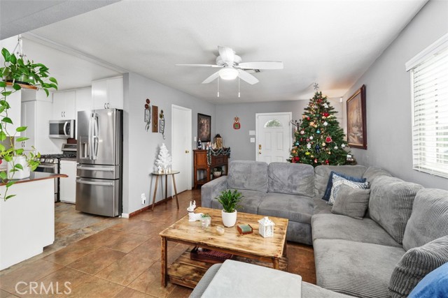 Detail Gallery Image 9 of 30 For 4822 E Lincoln, Hemet,  CA 92544 - 3 Beds | 2 Baths