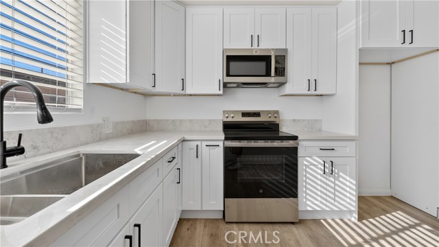 Front Image Thumbnail for CRIV25267543