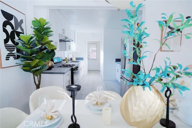 Detail Gallery Image 8 of 26 For 3813 W 173rd, Torrance,  CA 90504 - 4 Beds | 2 Baths