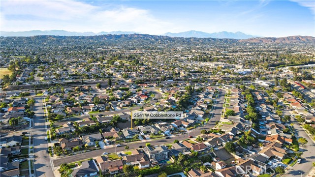 Detail Gallery Image 36 of 39 For 2541 W Cobblestone Rd, La Habra,  CA 90631 - 3 Beds | 2 Baths