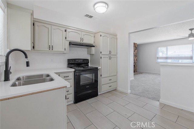Detail Gallery Image 14 of 44 For 955 W San Gabriel Ave, Clovis,  CA 93612 - 2 Beds | 1 Baths