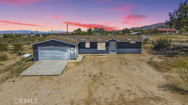 Detail Gallery Image 2 of 53 For 6625 Indian Cove Rd, Twentynine Palms,  CA 92277 - 3 Beds | 2 Baths