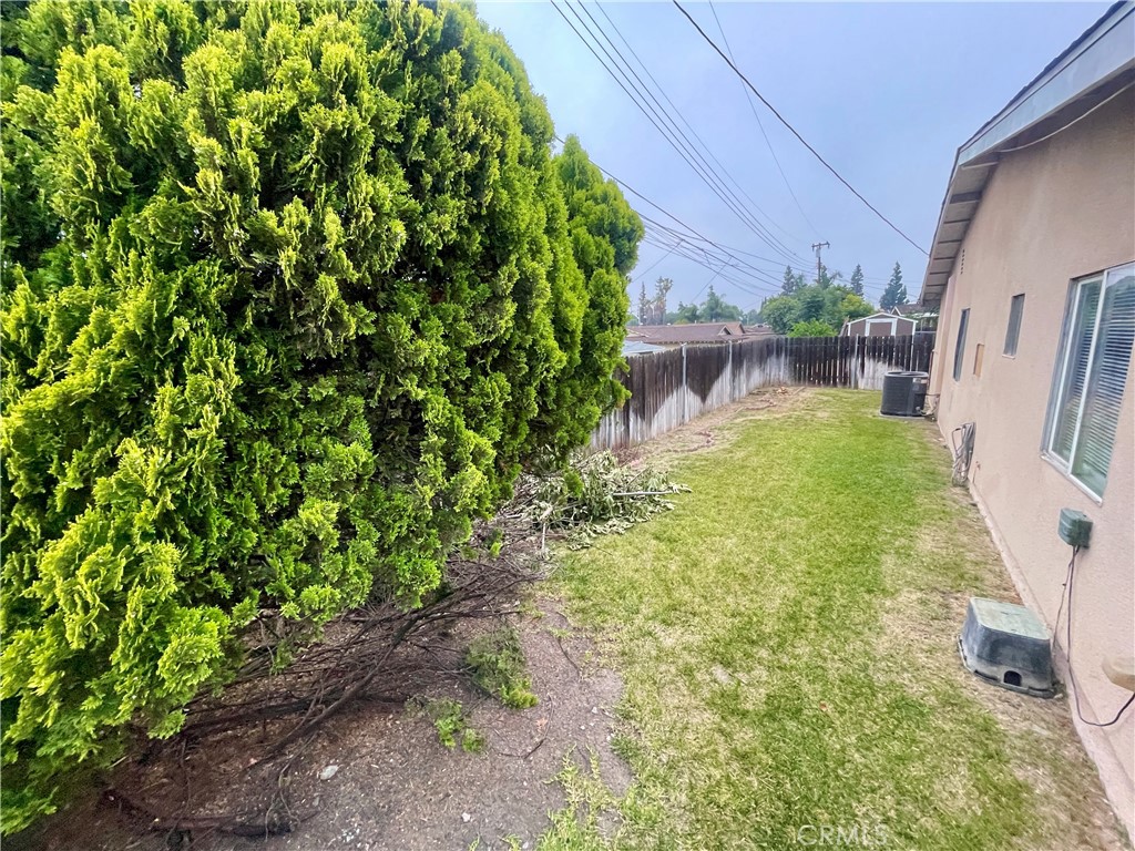 https://media.crmls.org/medias/5488f258-6bd6-483b-a2a1-f4efc012ae68.jpg?preset=X-Large