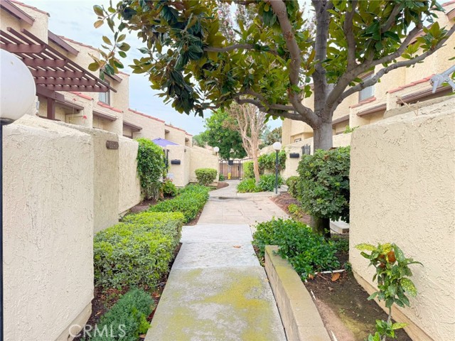 Detail Gallery Image 16 of 18 For 8341 Amber Rose Ln, Rosemead,  CA 91770 - 3 Beds | 2 Baths