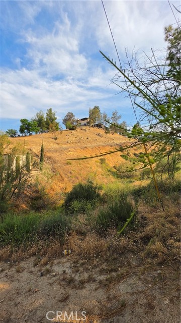 Detail Gallery Image 8 of 15 For 32360 Navajo Springs, Wildomar,  CA 92595 - 3 Beds | 3 Baths