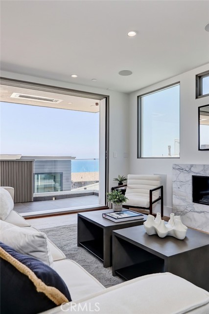2509 Alma Avenue, Manhattan Beach, California 90266, 3 Bedrooms Bedrooms, ,1 BathroomBathrooms,Residential,Sold,Alma,SB21110612