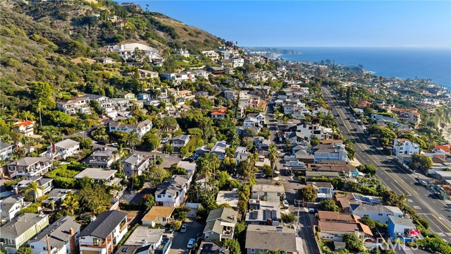 Detail Gallery Image 35 of 39 For 31927 Hayes Pl, Laguna Beach,  CA 92651 - 3 Beds | 2 Baths