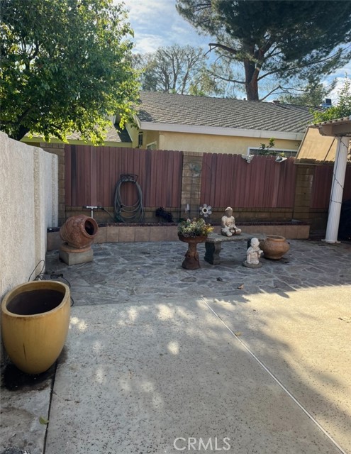 Detail Gallery Image 6 of 50 For 23509 via Chantilly, Valencia,  CA 91355 - 2 Beds | 2 Baths