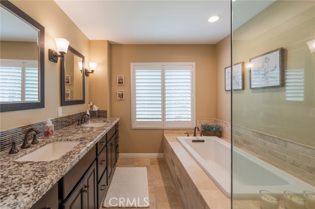 Detail Gallery Image 25 of 51 For 19322 Archfield Ln, Huntington Beach,  CA 92648 - 3 Beds | 2/1 Baths