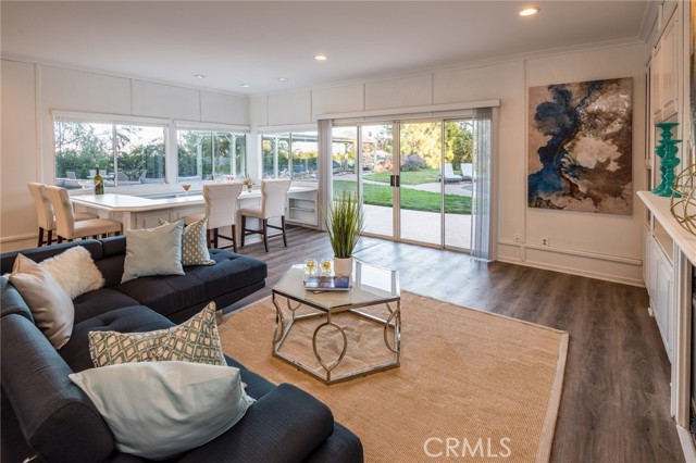 4020 Clarinda Drive, Tarzana CA: https://media.crmls.org/medias/548b7944-f11e-415a-baed-a595518e6c94.jpg