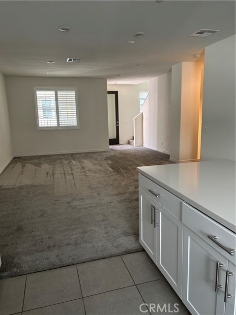 Detail Gallery Image 9 of 21 For 1395 Reliance, Carson,  CA 90746 - 3 Beds | 3/1 Baths