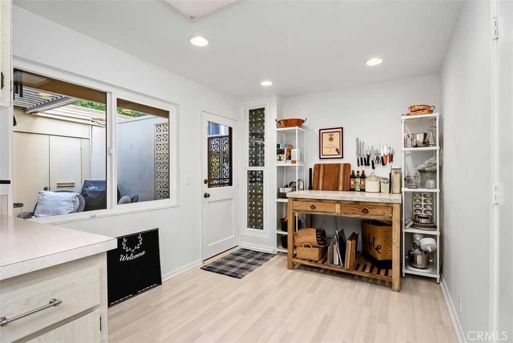 MLS #OC25254445 image #15