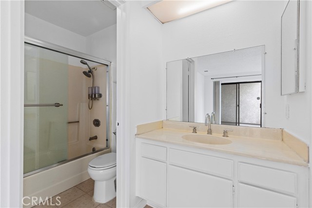 Detail Gallery Image 18 of 28 For 13536 Francisquito Ave #D,  Baldwin Park,  CA 91706 - 2 Beds | 2/1 Baths