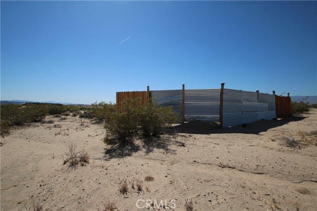 Detail Gallery Image 9 of 37 For 675 Pampas Ave, Twentynine Palms,  CA 92277 - – Beds | – Baths