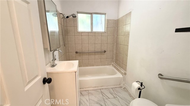 Detail Gallery Image 21 of 32 For 1209 Spence, Los Angeles,  CA 90023 - 2 Beds | 1 Baths