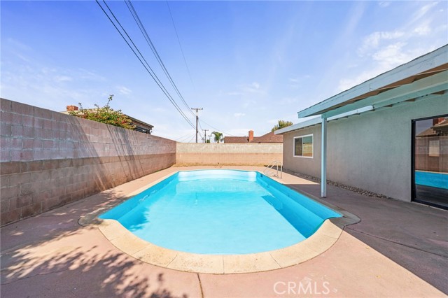 Detail Gallery Image 25 of 25 For 910 E Home St, Rialto,  CA 92376 - 4 Beds | 2 Baths