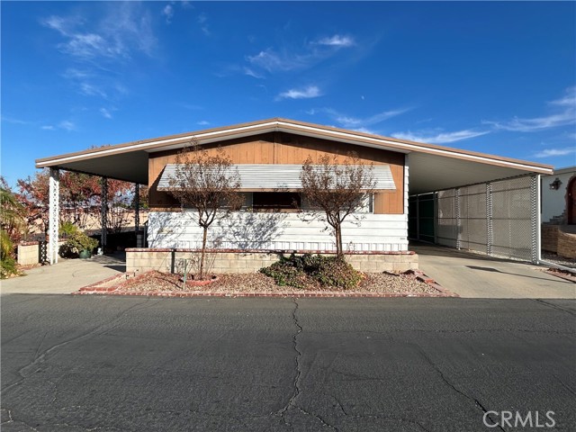 Detail Gallery Image 1 of 70 For 1525 W Oakland Ave #95,  Hemet,  CA 92543 - 2 Beds | 2 Baths