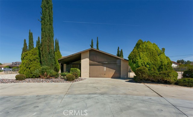 Detail Gallery Image 12 of 45 For 15490 Mondamon, Apple Valley,  CA 92307 - 4 Beds | 2 Baths