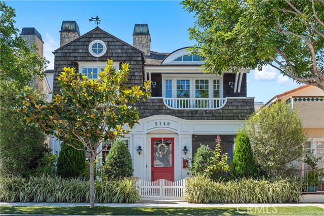 2149 E Ocean Boulevard, Newport Beach CA: https://media.crmls.org/medias/54921f78-2c5f-4048-a22c-0bee07bf2673.jpg
